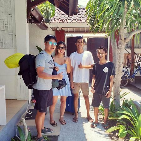 Villa Phyphy 3 กีลีตราวางัน ภายนอก รูปภาพ