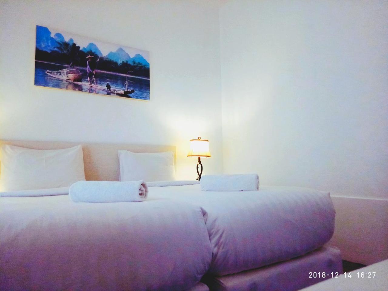 Villa Phyphy 3 กีลีตราวางัน ภายนอก รูปภาพ