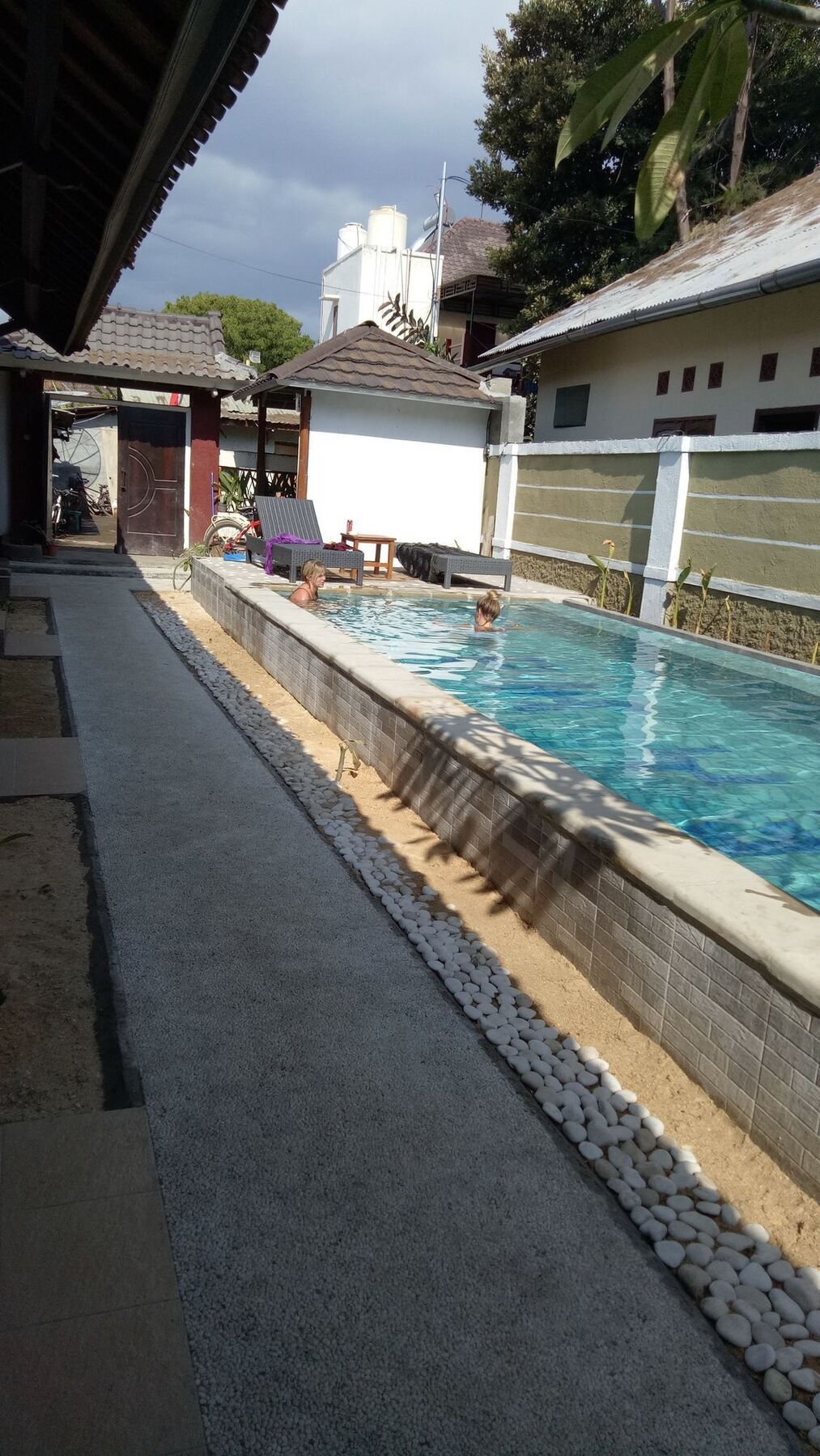 Villa Phyphy 3 กีลีตราวางัน ภายนอก รูปภาพ